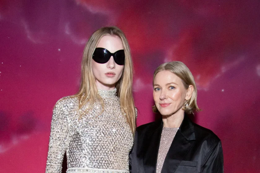 Naomi Watts ve Trans Kızı Kai’den New York’ta Işıltılı Bir Bağış Gecesi